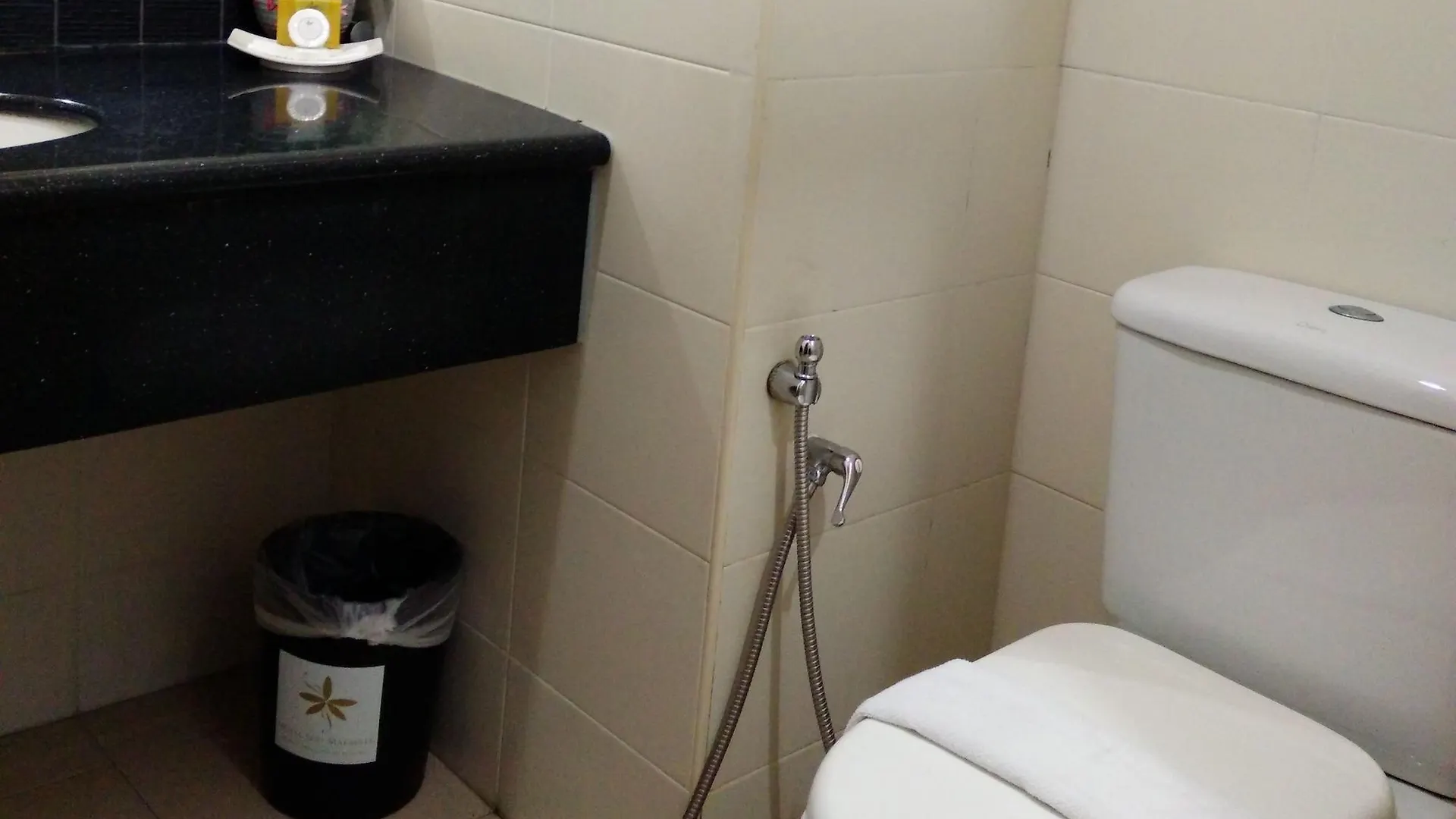 Hotel Seri Malaysia Kepala Batas 2*, קפלה באטאס